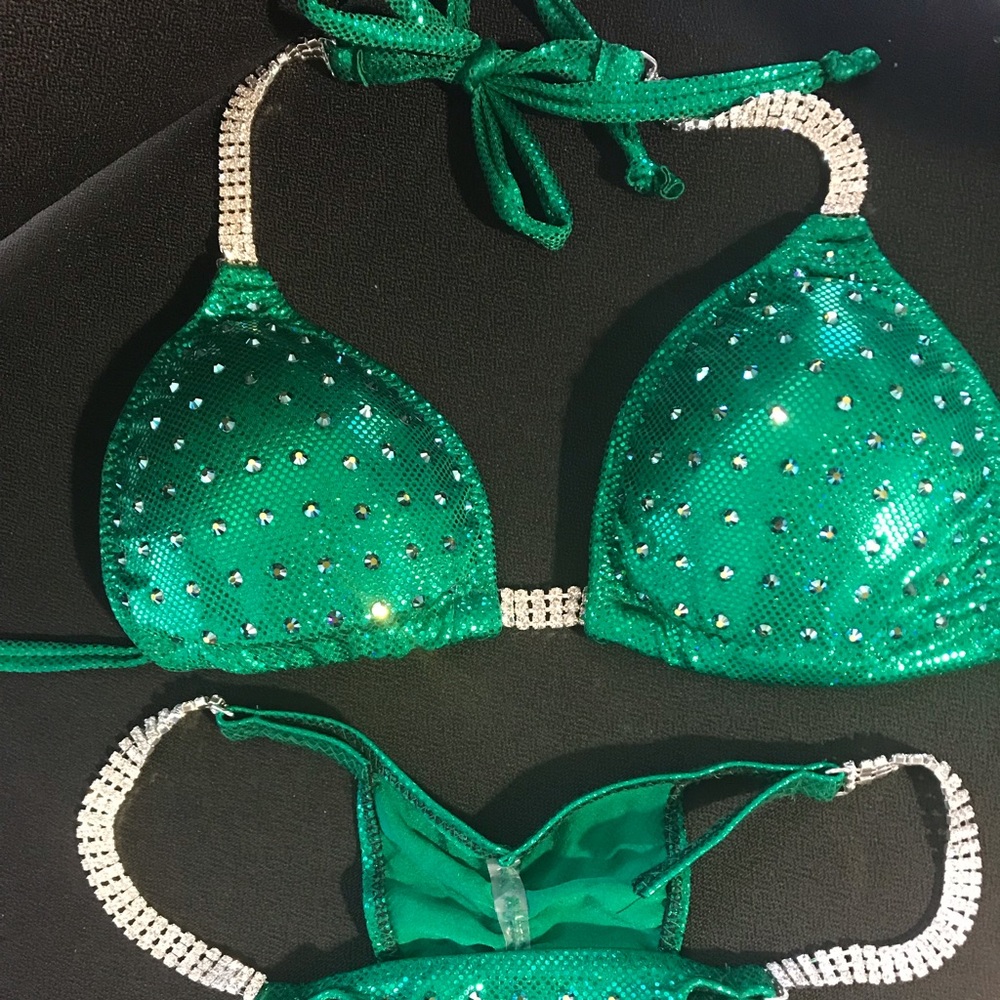Brand New Competition Bikini & Jewelry